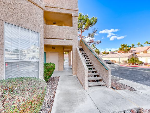 4th image of 2251 Wigwam Pkwy #1921-1
