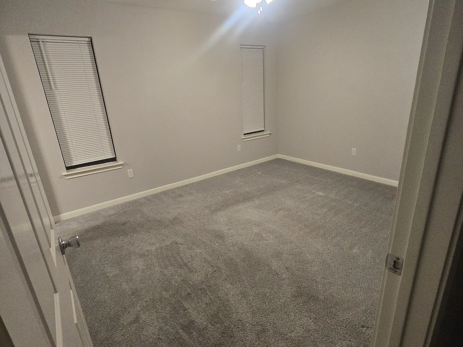 3 bed, 1368 sqft, $2,250 — Photo 3