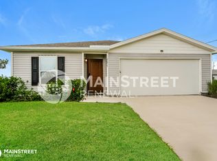 2027 NW 14th Ave, Cape Coral, FL 33993
