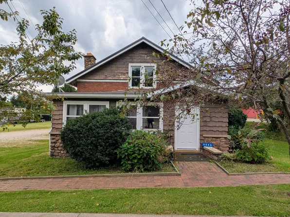 9046 Main St, Mc Kean, PA 16426