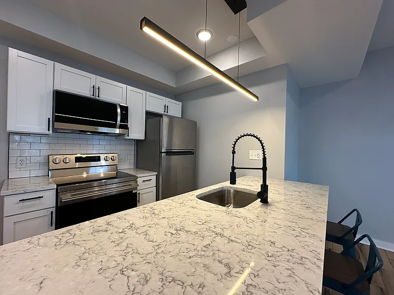 128 Caroline Ave #1 — Photo 13