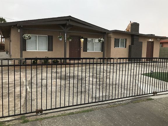 3rd image of 2021 E Saint Louis Ave