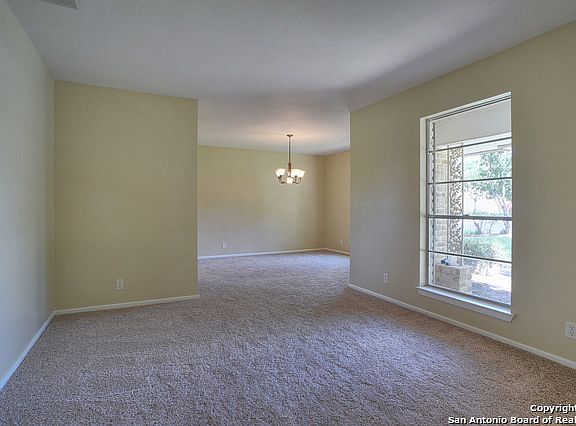 4th image of 1116 White Pine St