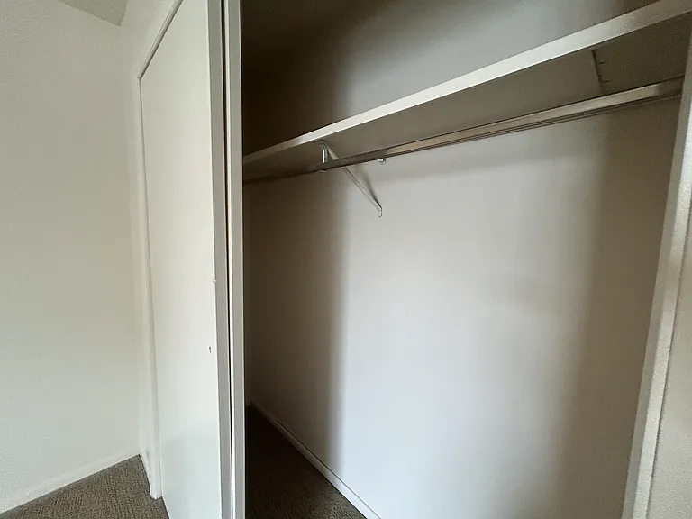 Huntingwood Apartments — Photo 46