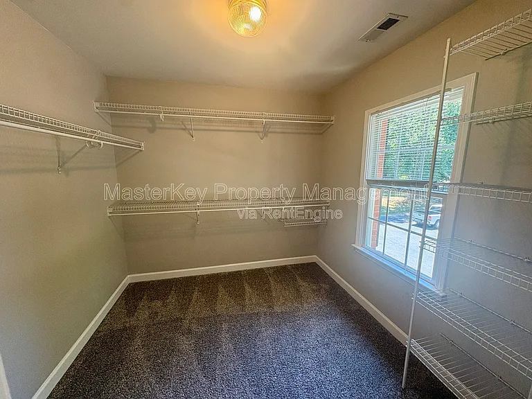 4506 Treerose Way — Photo 12