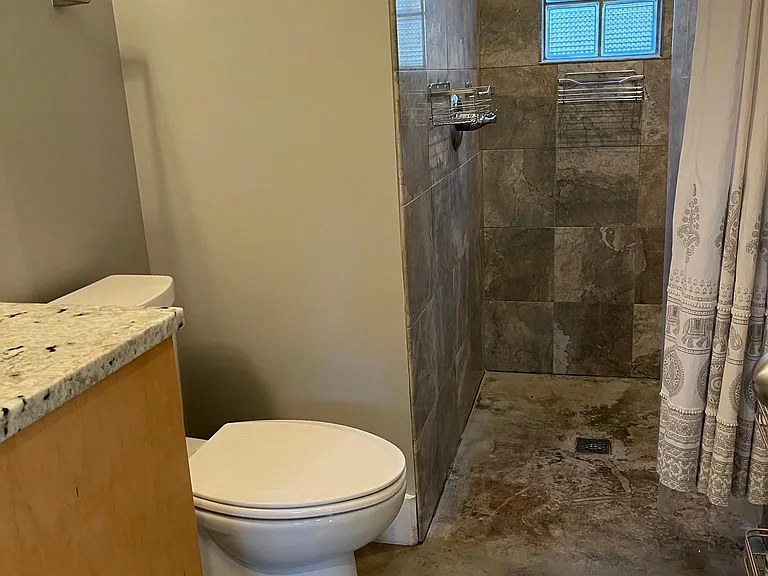 82 Mount Clare Ave — Photo 8