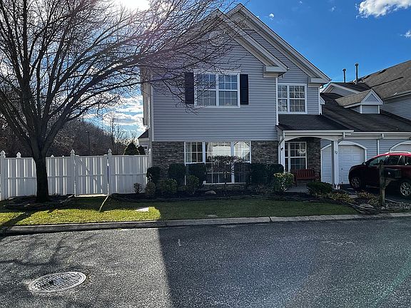 2nd image of 12 Richard Ln