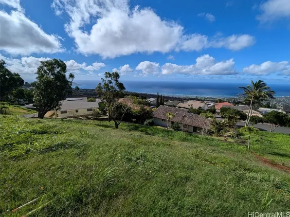 2500 Aha Aina Pl #E, Honolulu, HI 96821