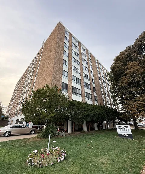 7600 Roosevelt Blvd #907 — Photo 2