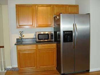 3rd image of 6575 Lanman Dr