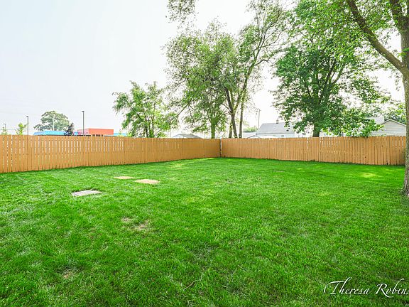 4th image of 3541 Buchanan Ave SW