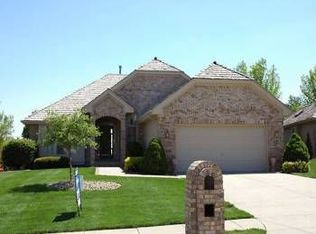 1828 N 132nd Avenue Cir, Omaha, NE 68154