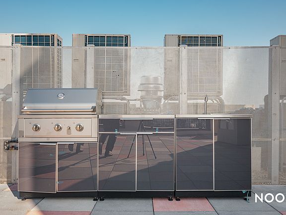 5th image of 393 Weirfield St #1006