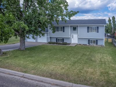 402 20th Ave W, Polson, MT, 59860