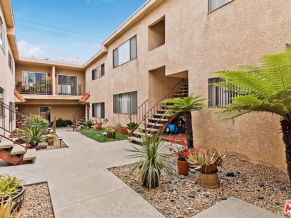 5th image of 843 16th St APT 204