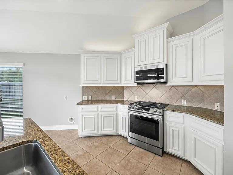 31815 Forest Oak Ln — Photo 8