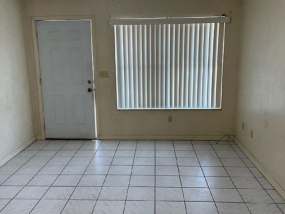 2nd image of 3741 NW Huntsboro St #102