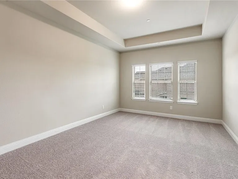 2900 Galveston St — Photo 18