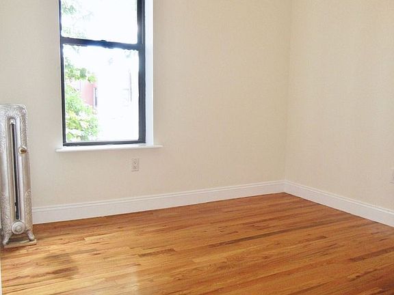 5th image of 685 Sterling Pl #4B
