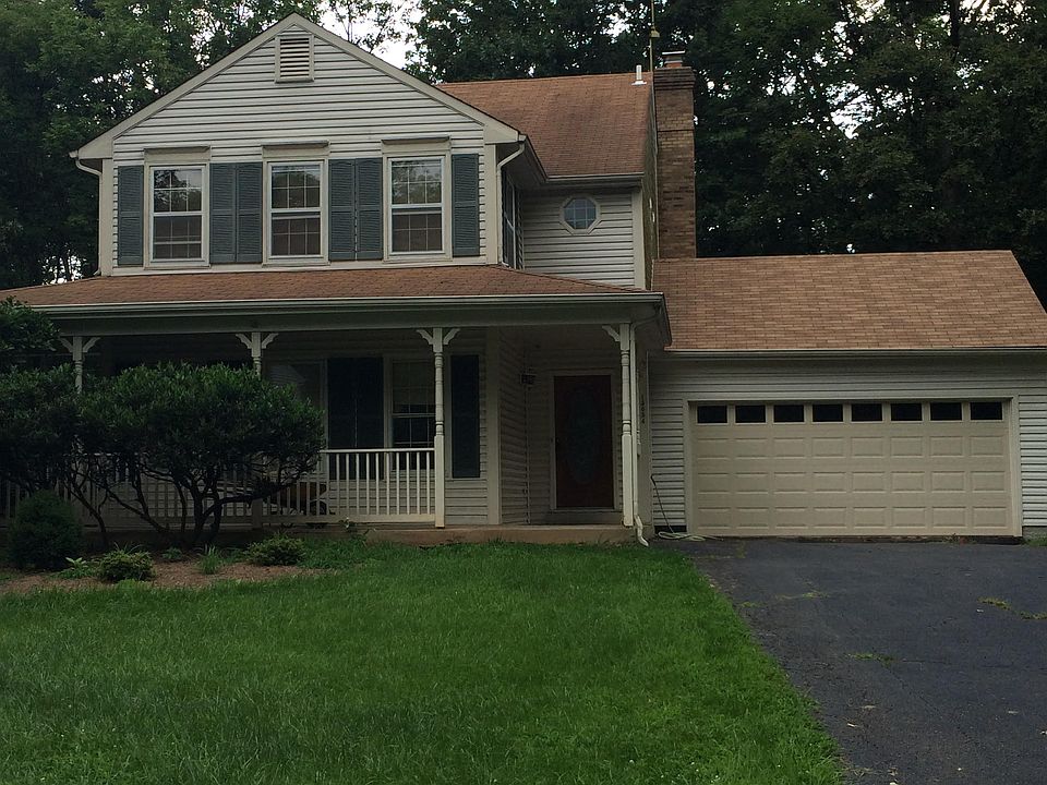 1st image of 15054 White Post Ct
