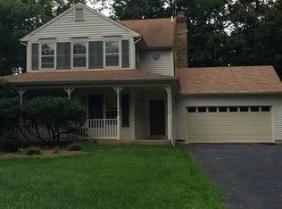 15054 White Post Ct, Centreville, VA 20121