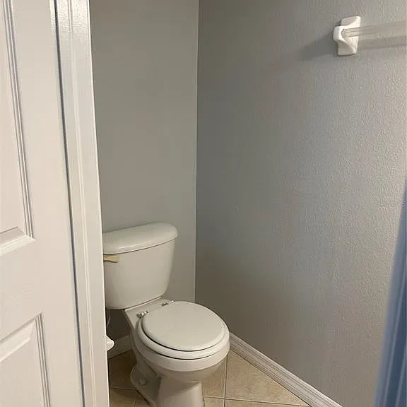 8563 Hunters Key Cir — Photo 7