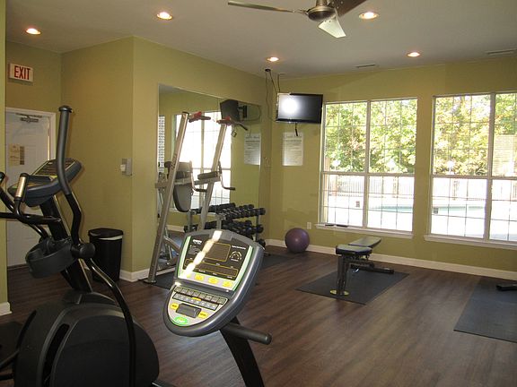 5th image of 4428 Cinnabar Ct APT 2C