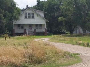 1551 S 200th Rd, Council Grove, KS 66846