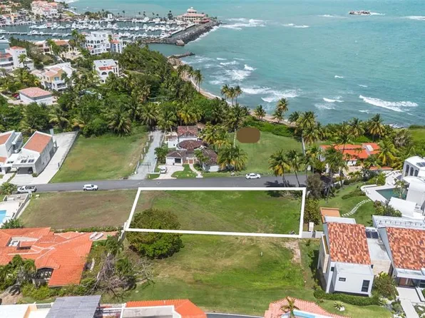 Surfside #39, Humacao, PR 00791