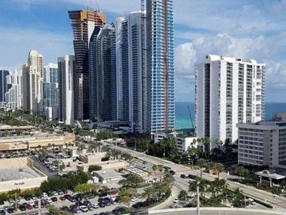 2nd image of 250 Sunny Isles Blvd #601