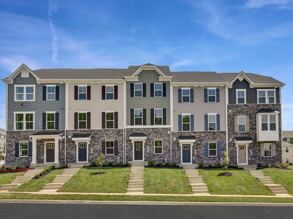 8507 Hamlin St, Lanham, MD 20706