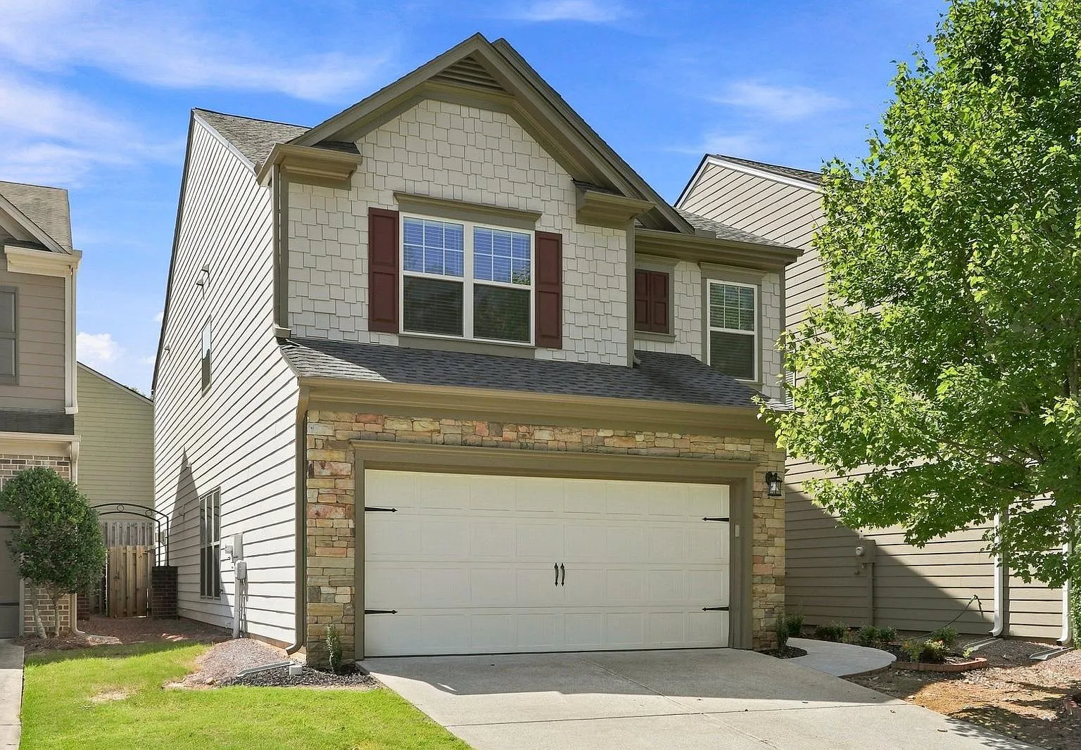 2710 Gold Creek Ln — Photo 1