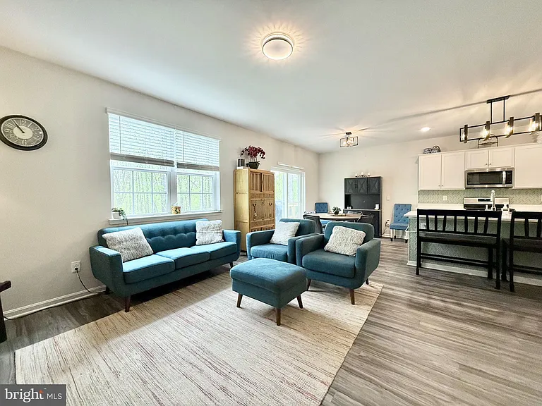 311 Rock Raymond Dr — Photo 13
