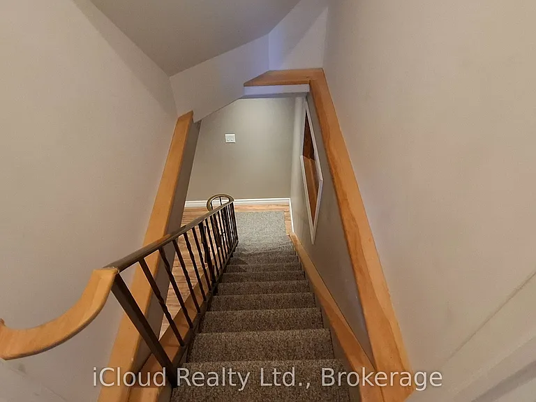 481 24th St W — Photo 12