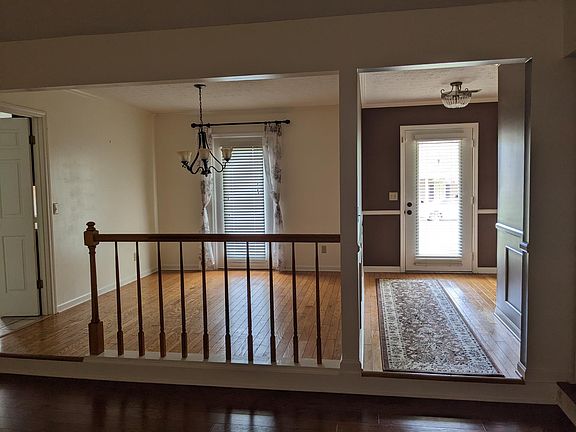 4th image of 602 Shadowood Ln