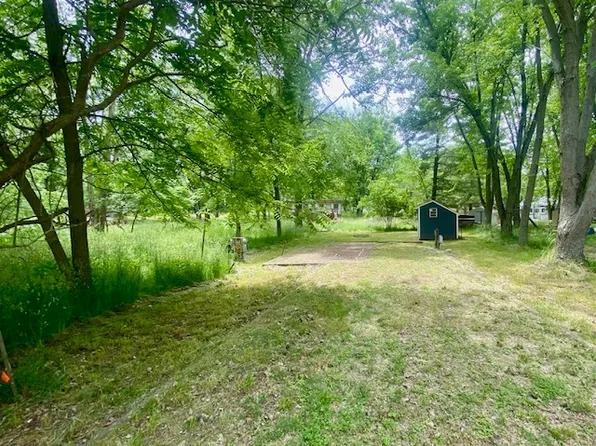 11/239 Woodhaven Dr E, Sublette, IL 61367