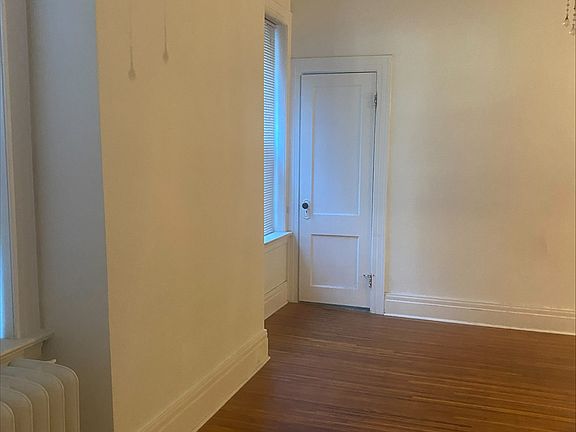 4th image of 28-30 Park Ave #1