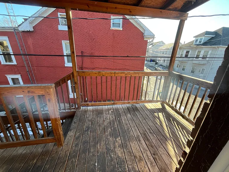 400-402 Mitchell Avenue — Photo 14