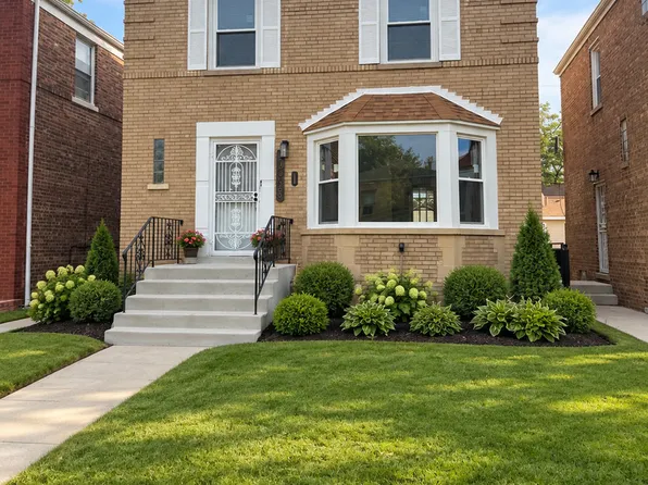 10048 S Rhodes Ave, Chicago, IL 60628