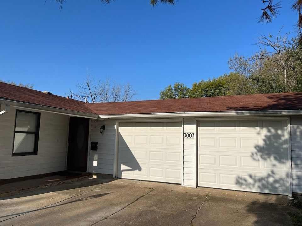 1st image of 3007 Bryn Mawr Dr