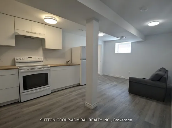 113 Hurst Dr, Barrie, ON L4N 8K9