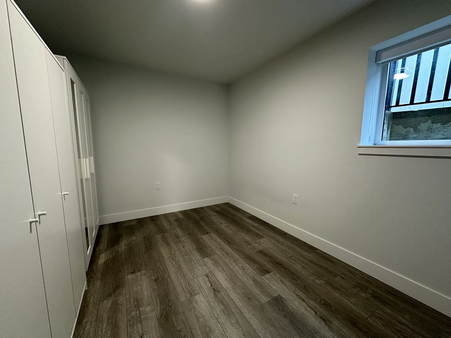 2 bed, 670 sqft, $2,200 — Photo 4