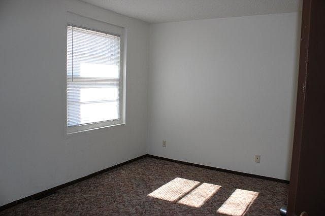 2nd image of 201 Cedar Ave APT 10