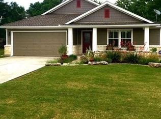 128 Litton Ln, Cedar Creek, TX 78612
