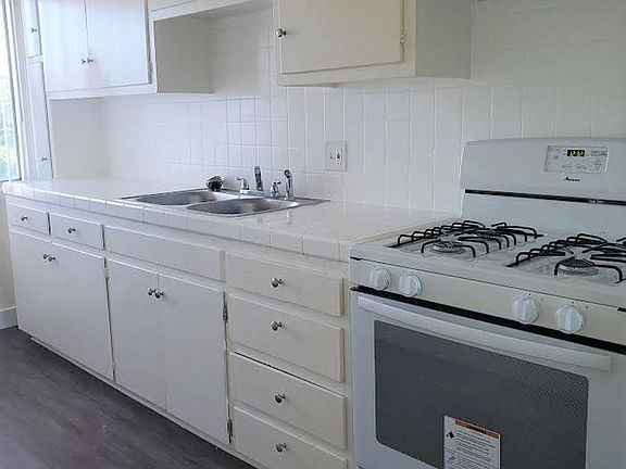 3rd image of 7001 Orange Ave #8116304
