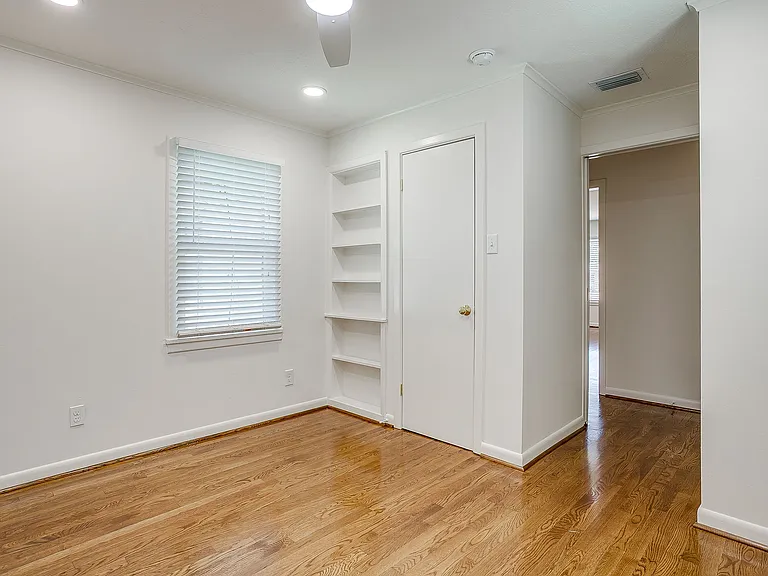 2920 Ryan Place Dr — Photo 11