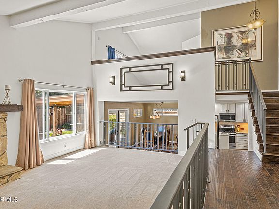 4th image of 3542 Castano Dr