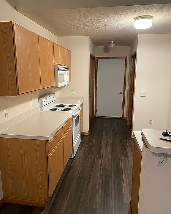 1st image of 546 Lemon Arbor Dr #42