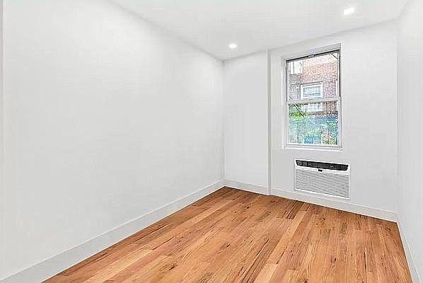 2nd image of 182 Avenue A #1E