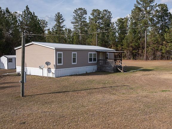 2nd image of 1980 Old Traders Hill Rd